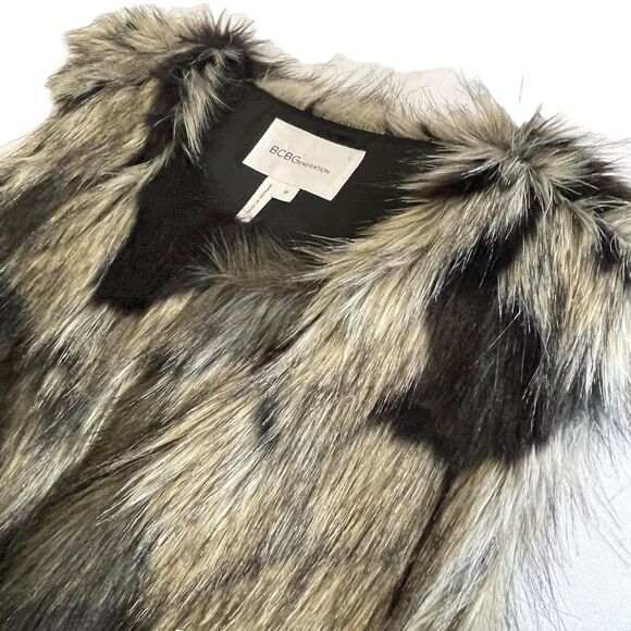 BCBG Faux Fur Women’s Vest Multicolor Old Money- M - Picture 2 of 11